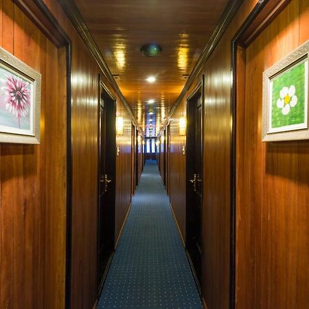 Hotel Gray Line Halong Cruise Hạ Long Exterior foto