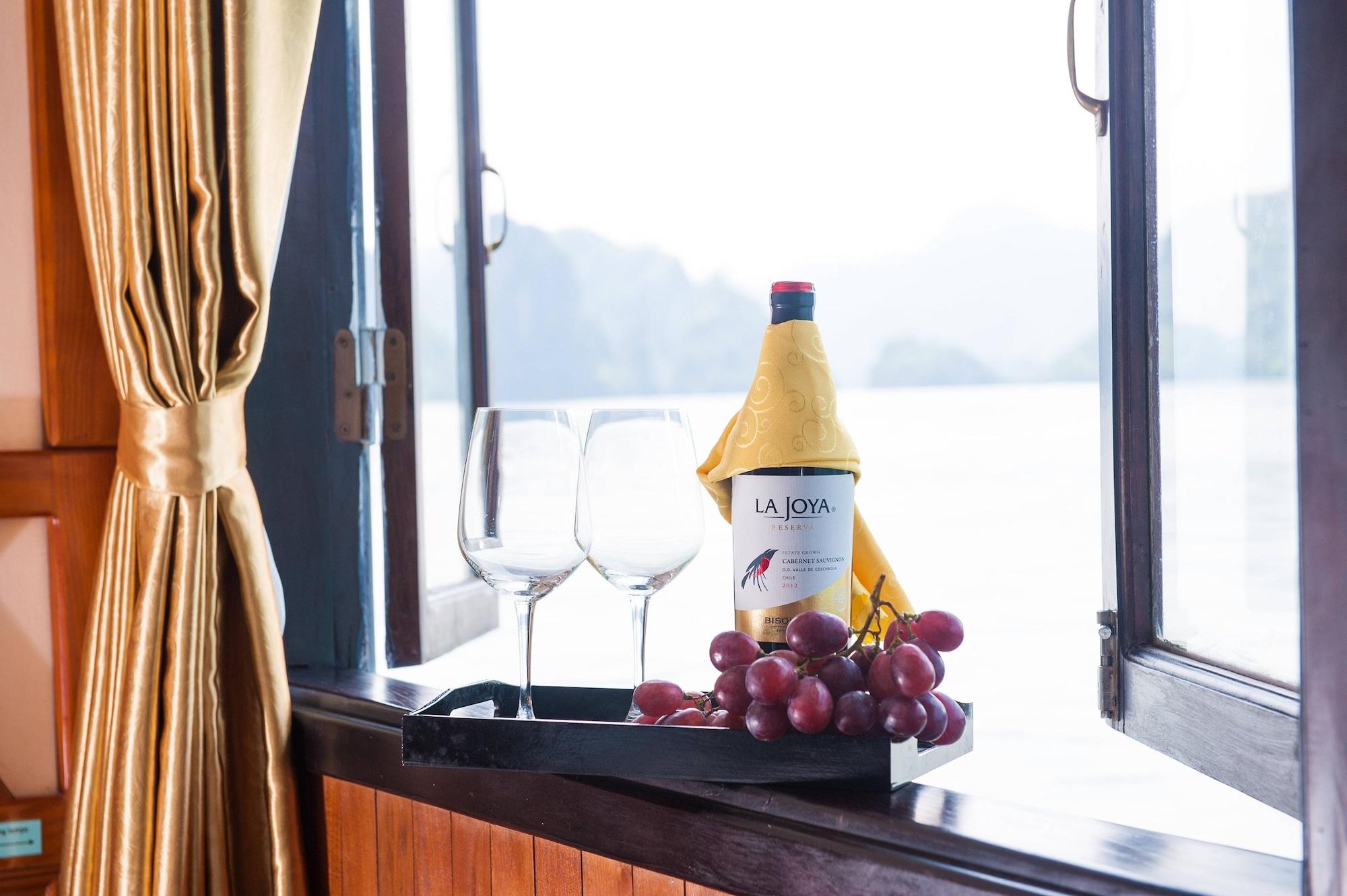 Hotel Gray Line Halong Cruise Hạ Long Exterior foto