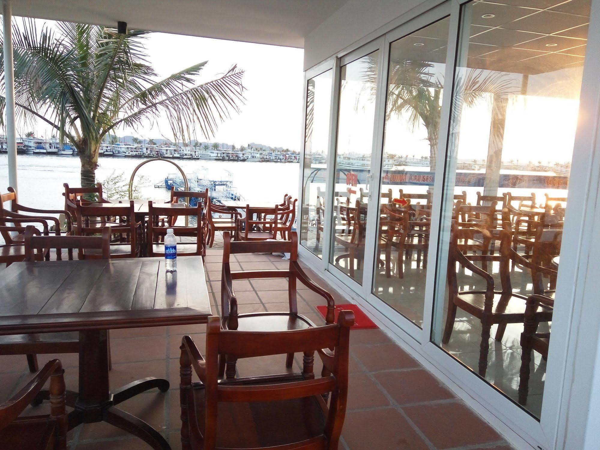 Hotel Gray Line Halong Cruise Hạ Long Exterior foto