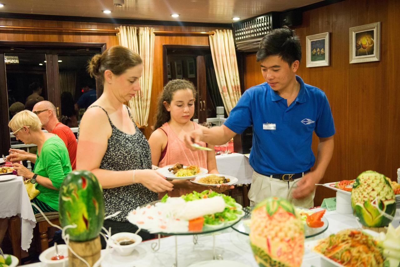 Hotel Gray Line Halong Cruise Hạ Long Exterior foto