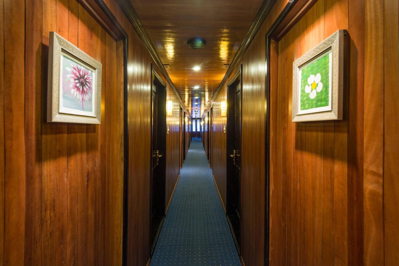 Hotel Gray Line Halong Cruise Hạ Long Exterior foto