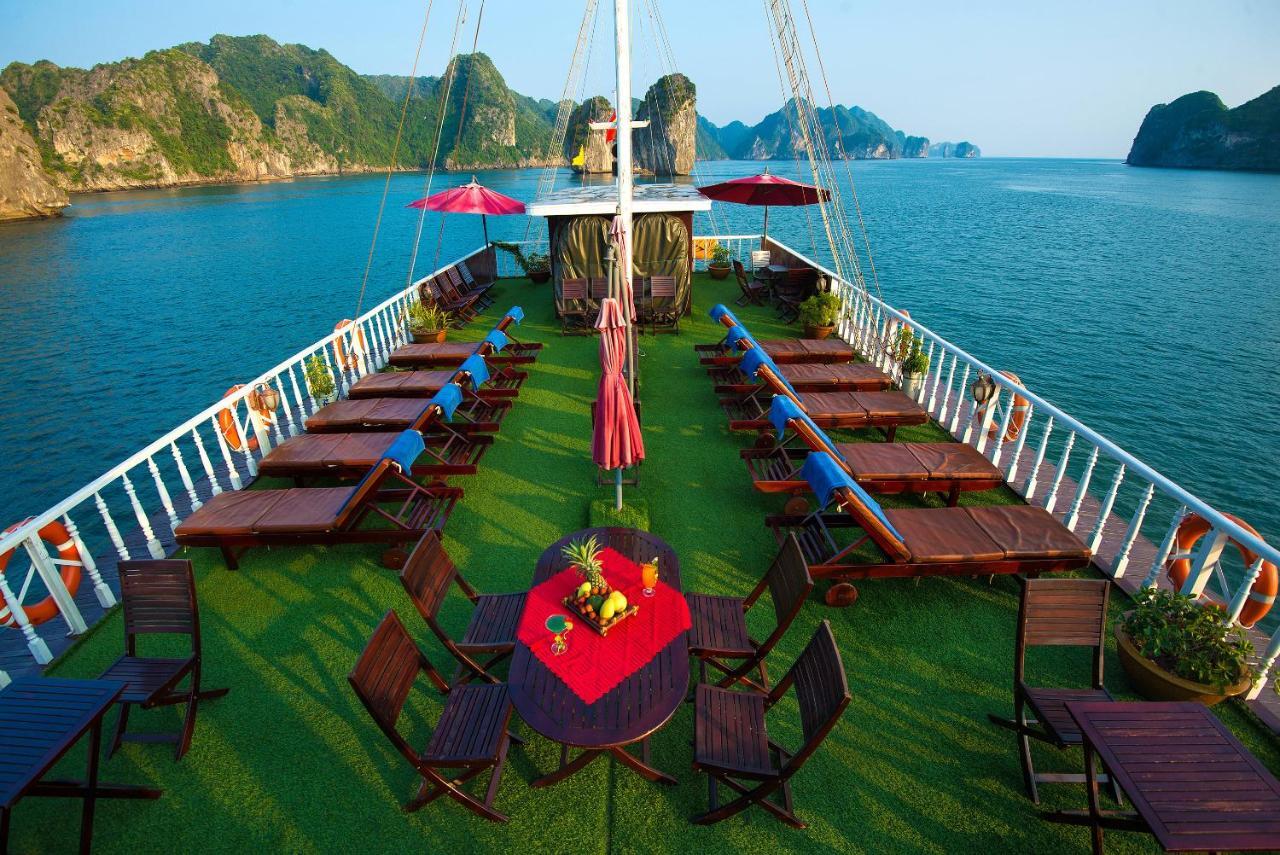 Hotel Gray Line Halong Cruise Hạ Long Exterior foto